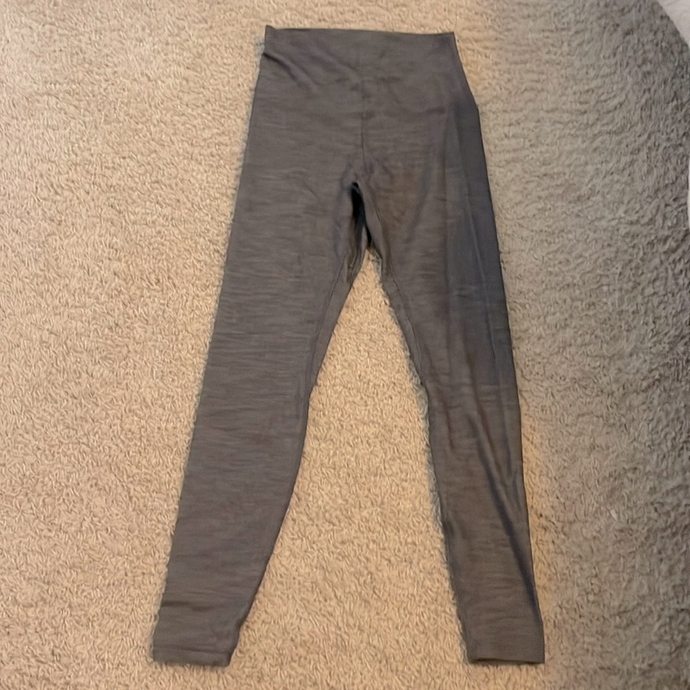 Lululemon woman’s leggings grey size 8